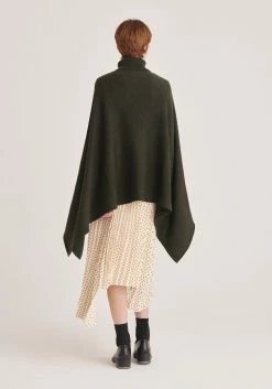 Paisie Knitted Cape - Green -Cheap Paisie Sales Store 6b83c5d7b58a44aaa8ccdac2ab29c5d0